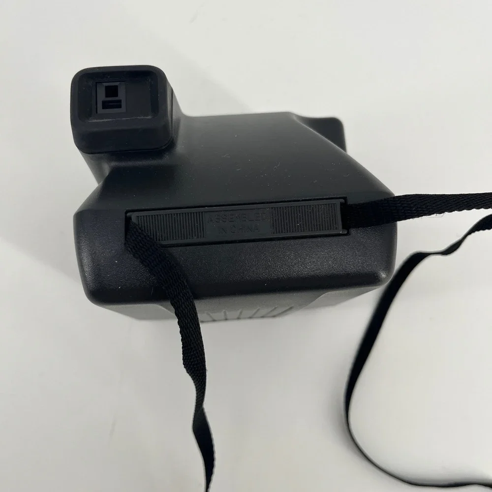 Polaroid OneStep 600 Camera Black Instant Film Vintage